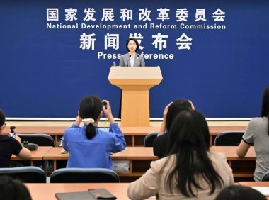 智能终端与智能体政策指引推动应用普及