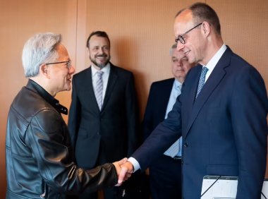 英伟达与德国电信投资10亿欧元合建AI数据中心