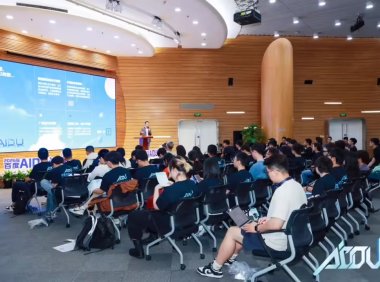 科技大厂AI人才争夺战升级，2026届秋招六成岗位聚焦人工智能