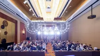 AI企业落地实战峰会成功举办，探索智能化转型新路径