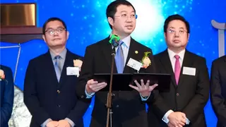 文远知行双重上市自动驾驶技术引领商业化新突破