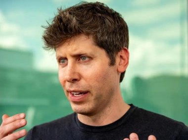 OpenAI与富士康合作美国制造AI数据中心硬件