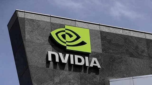 英伟达市值突破5万亿美元，AI浪潮再创历史新高