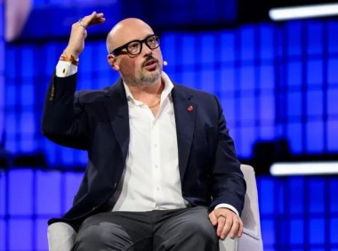 Meta CMO：硅谷 AI 投资「激进但不疯狂」