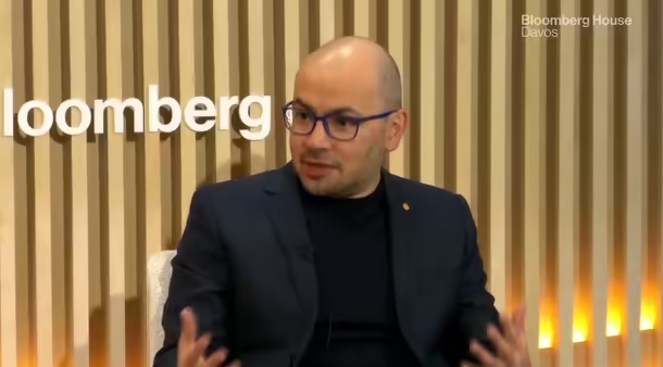 谷歌 DeepMind CEO 哈萨比斯：中国 AI 公司“只比前沿水平落后六个月”