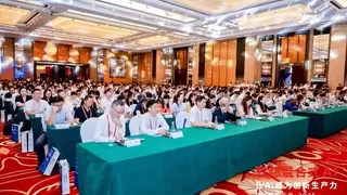 联想混合式AI战略布局：赋能体育与行业智能化升级