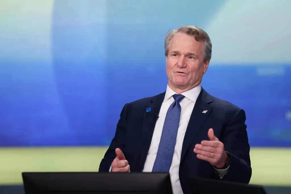 美国银行 CEO：AI投资累积效应显现，风险可控、增长提速